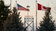 Trump dice que aumentará los aranceles a Canadá en un 10 % por difundir un "anuncio falso" de Ronald Reagan sobre aranceles