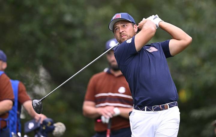Deadspin | Xander Schauffele edges Max Greyserman, wins in Japan
