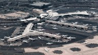 El secretario de Transporte de Trump sugiere que el cierre del Gobierno puede comprometer la seguridad aérea a partir del domingo