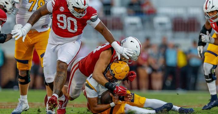 Tone around Texas much different being unranked instead of No. 1 against Red River rival Oklahoma