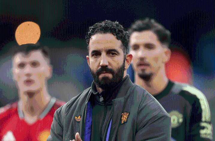 Ruben Amorim: Manchester United players shouldn't believe media criticism of system