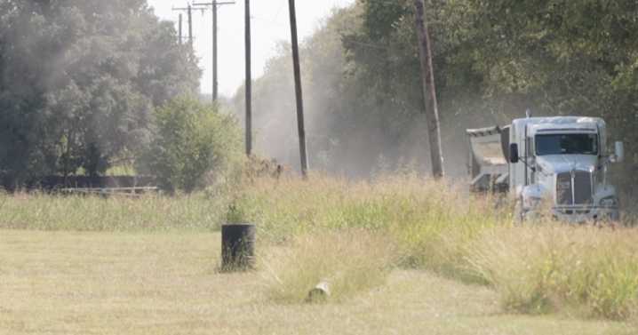 Neighbors on Tom Ledbetter Road demand action as truck traffic creates excessive dust