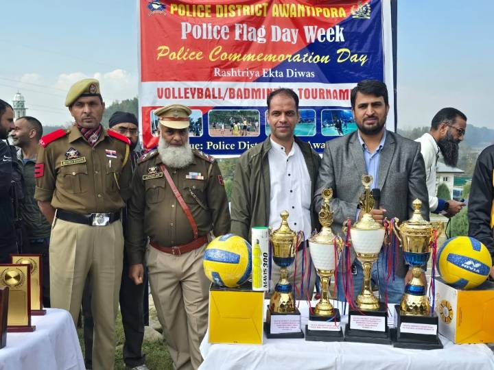 Badminton, Volleyball tournaments inaugurated at DPL Awantipora