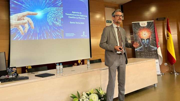 El Gobierno de Castilla-La Mancha celebra Santa Tecla abogando por una transformación digital sostenible, inclusiva y responsable en la región