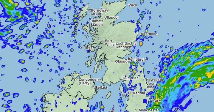 Met Office issues two UK weather warnings as 'damaging' winds and heavy rain forecast