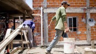 El empleo informal afecta al 43,2% de los trabajadores
