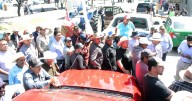 Protesta doble en SAT de León afecta a usuarios; bloquean bulevar Campestre