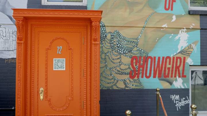Did Taylor Swift use AI art? 'Life of a Showgirl' orange door videos seem AI