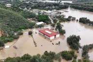 ¿Cuántas escuelas de bachillerato y universidades de Hidalgo resultaron dañadas por las lluvias?