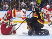 Photos: Canucks start season against Flames at Rogers Arena
