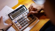 Pretax vs. Roth 401(k) contributions: Use effective tax rate to decide