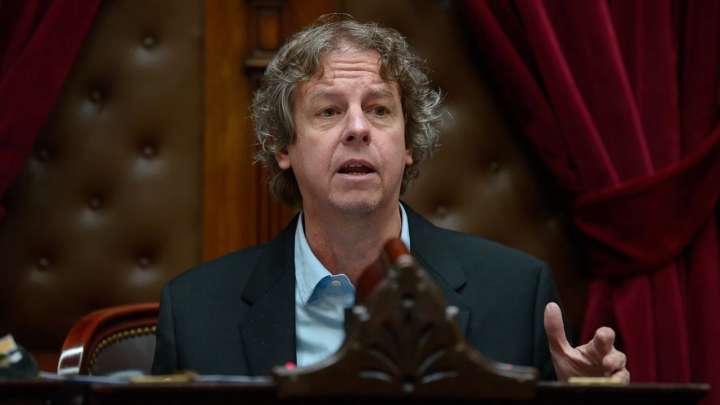 Christian Castillo: “Espert renunció para evitar que lo expulsaran de la Cámara”
