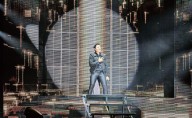Chayanne en CDMX: Fans cumplen sus sueño y "se casan" con el cantante previo a su concierto