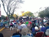 Las madres celebraron su día en Jardín América