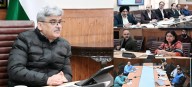 Chief Secy reviews measures to boost handicrafts sector in J&K