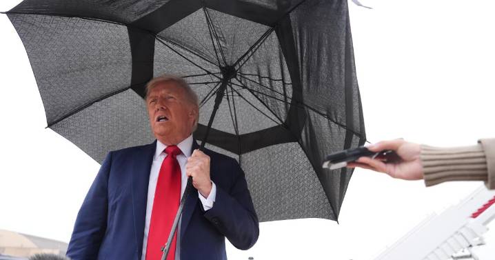 Trump warns Russia he may send Ukraine long-range Tomahawks if war doesn't end soon