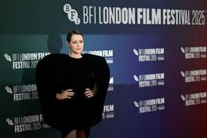 Stay still and don’t wear yellow: UK filmmakers on working with hawks