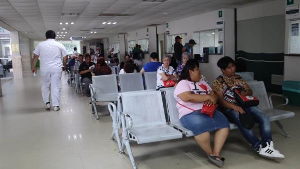 Atiende IMSS a más de 243 mil en fin de semana