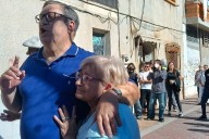 Paralizado temporalmente el desahucio de Santi, pensionista de Alcantarilla, tras la movilización vecinal