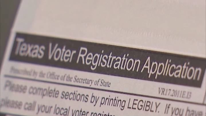 Hundreds of Texas voter registrations still unprocessed just days before early voting begins