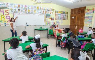 Se dispara el rezago educativo