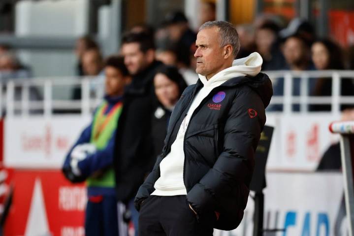 With PSG dropping more points than usual the Ligue 1 title race could be close