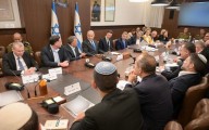 El acuerdo con Hamas. Netanyahu, entre las amenazas de la ultraderecha israelí y los festejos por la liberación de rehenes