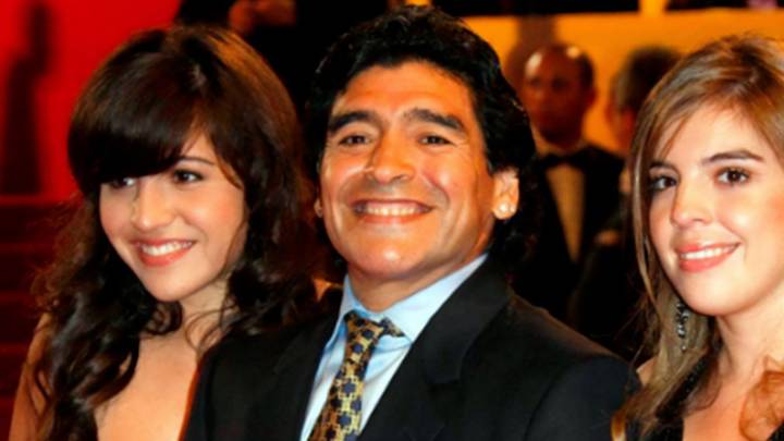 Los emotivos posteos de Dalma y Gianinna Maradona por el cumpleaños de su papá