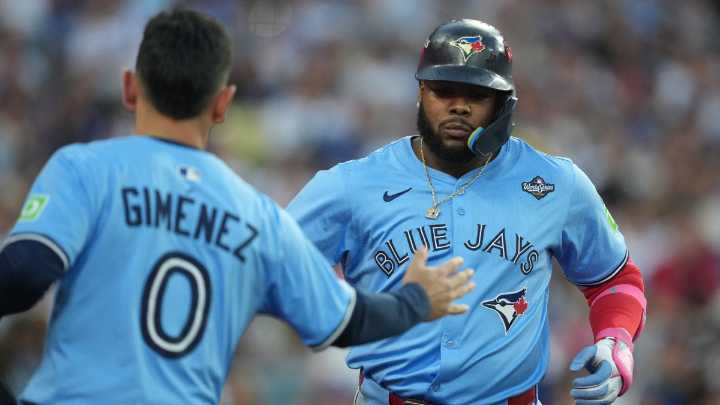 Azulejos empatan la Serie Mundial con triunfo sobre Dodgers