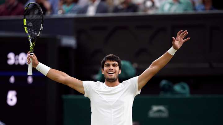 El nuevo récord que Alcaraz le arrebata a Nadal: la fortuna que mueve el tenista murciano