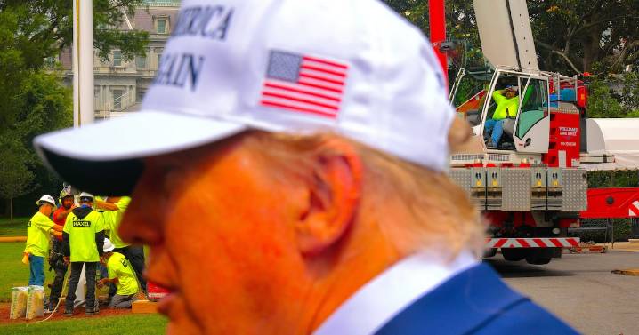 Donald Trump Aides Reveal Just How Obsessed He Is With His White House MAGA Makeover