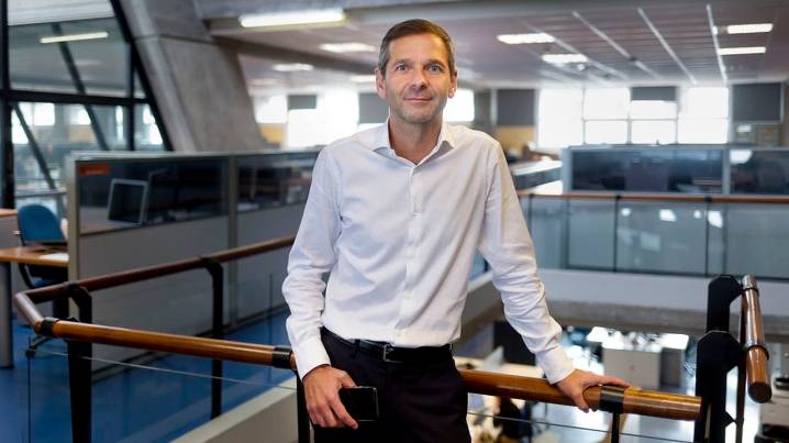 Óscar López: «El eólico en Galicia se reactivará, aunque aún hay trabajo por delante»