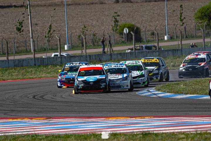 Viana fue 9° en la final del Turismo Pista en La Pampa 