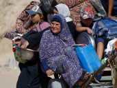 Trump sets Sunday deadline for Gaza deal as Hamas seeks more time to review plan