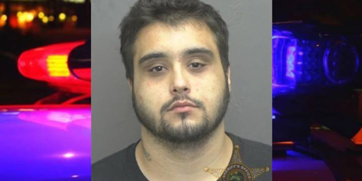 EPD: Man arrested after stabbing victim in the chest