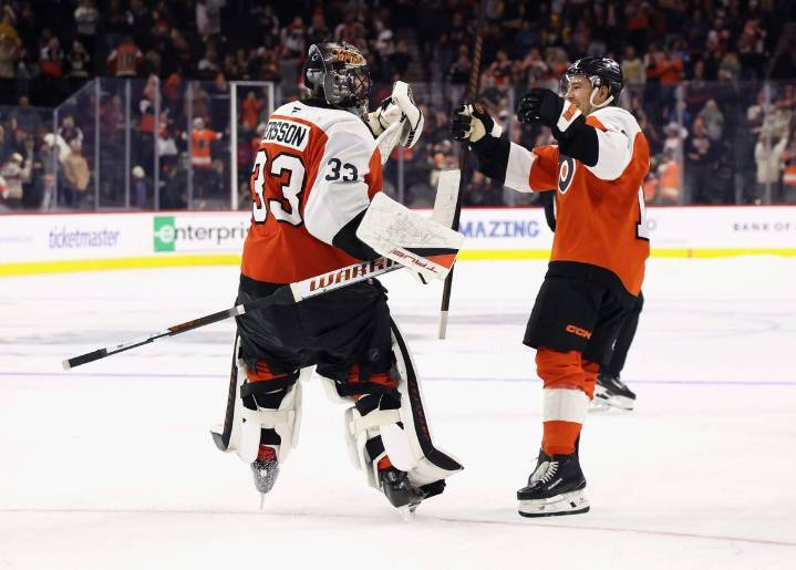Flyers combine a learning experience with a deserved victory against Penguins