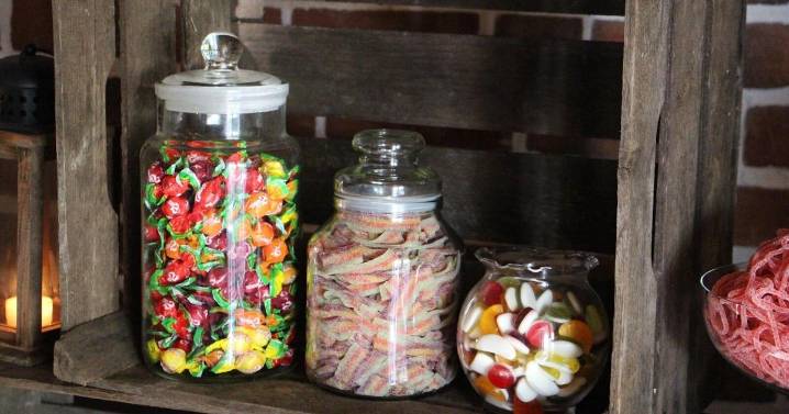 Two popular candy bars were recalled ahead of Halloween for an undeclared nut risk