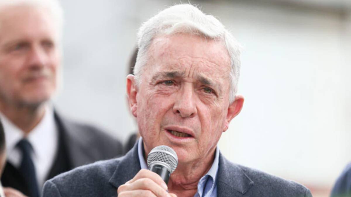 CNE abrió investigación preliminar sobre candidatura de Álvaro Uribe al Senado