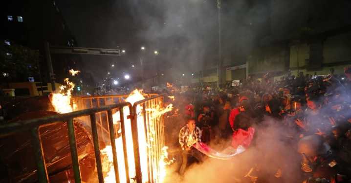 Estudiante de la PUCP, Diego Echevarría, es liberado tras detención durante protestas en Lima
