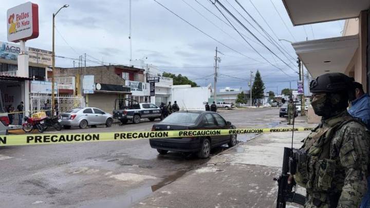 Asesinan a un motociclista frente a las instalaciones de la Fiscalía en Navolato