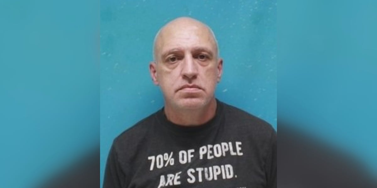 Man accused of breaking into flea market, stealing collectible coins
