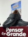 Puebla invierte 200 mdp en 300 mil pares de zapatos; los donará a niños