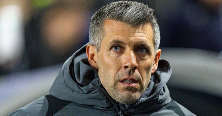 Championship club to sack manager in huge decision ahead of Middlesbrough showdown