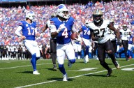 Patriots at Bills odds, picks and predictions