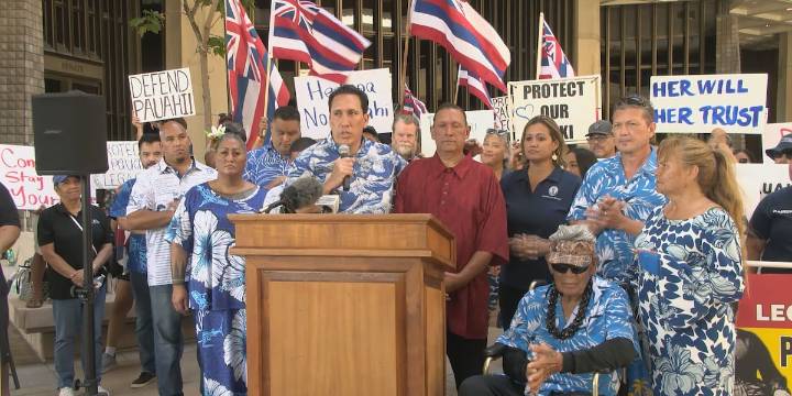 Kamehameha Schools faces lawsuit challenging race