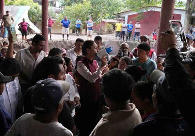 Informa Presidente Claudia Sheinbaum inicio de censo y apertura parcial de camino en Huehuetla, Hidalgo