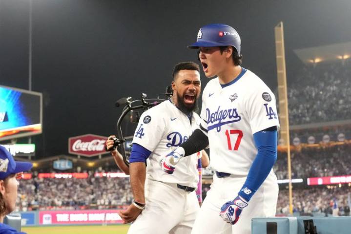 Baseball-Dodgers beat Blue Jays in 18-inning World Series epic