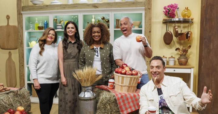 'The Kitchen' is closing: Food Network stars react to the cooking