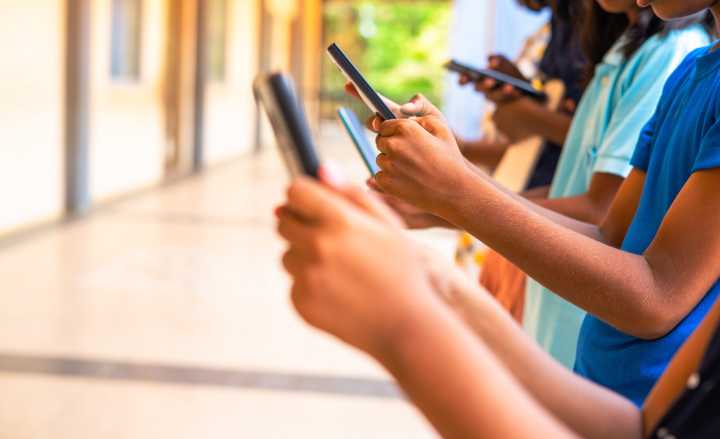 Judge denies state’s motion to dismiss lawsuit over social media ban for minors