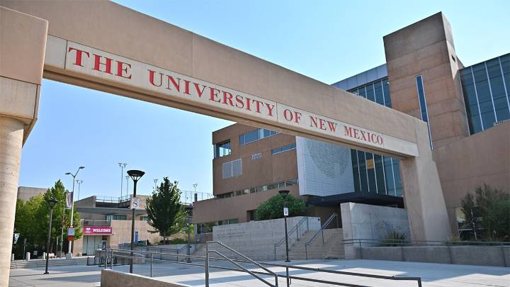 Man taunts campus Turning Point USA table, says Kirk got shot 'for a reason'
